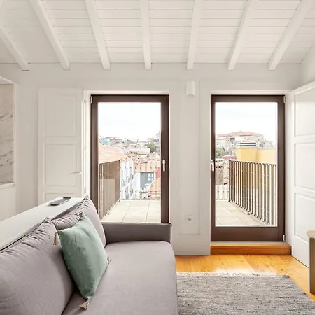 Guestready - Beautiful Flat Near Sao Bento Oporto