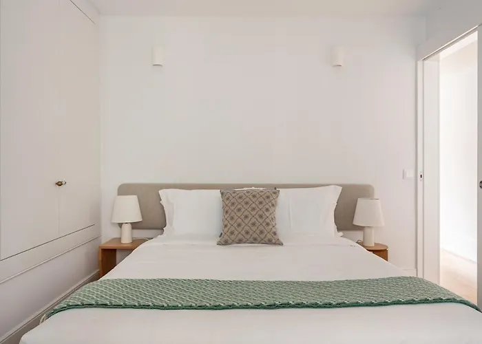 Appartamento Guestready - Beautiful Flat Near Sao Bento Oporto